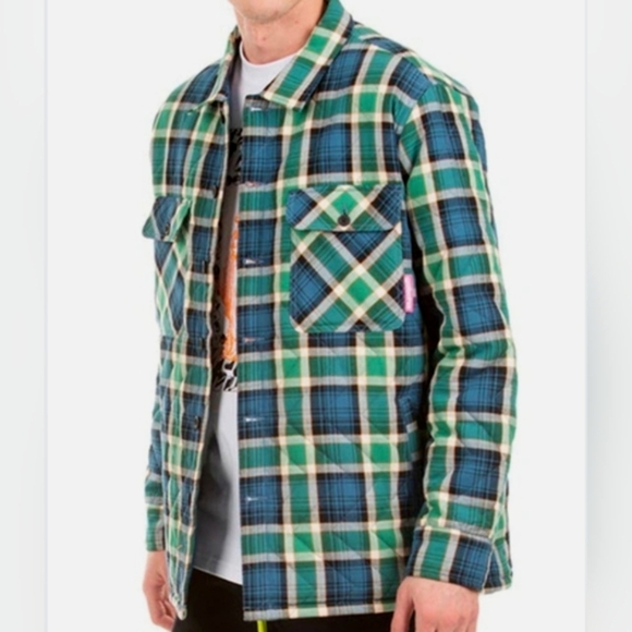 Gotcha Other - GOTCHA Farmland Flannel Quilted JACKET Bottle Green  Mens size Large